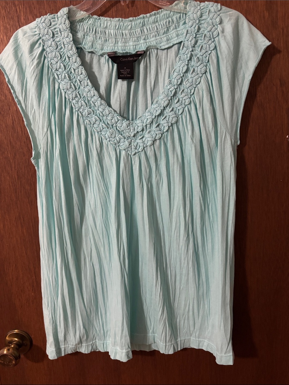Calvin Klein Jeans Women's Light Aqua Crochet-Trim V-Neck Top